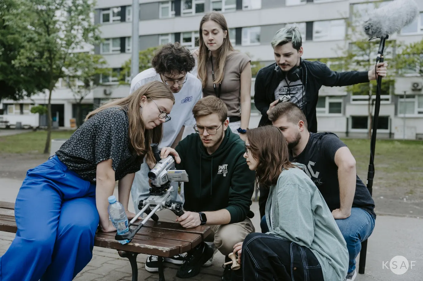 Nagrywanie reklam kamerą VHS